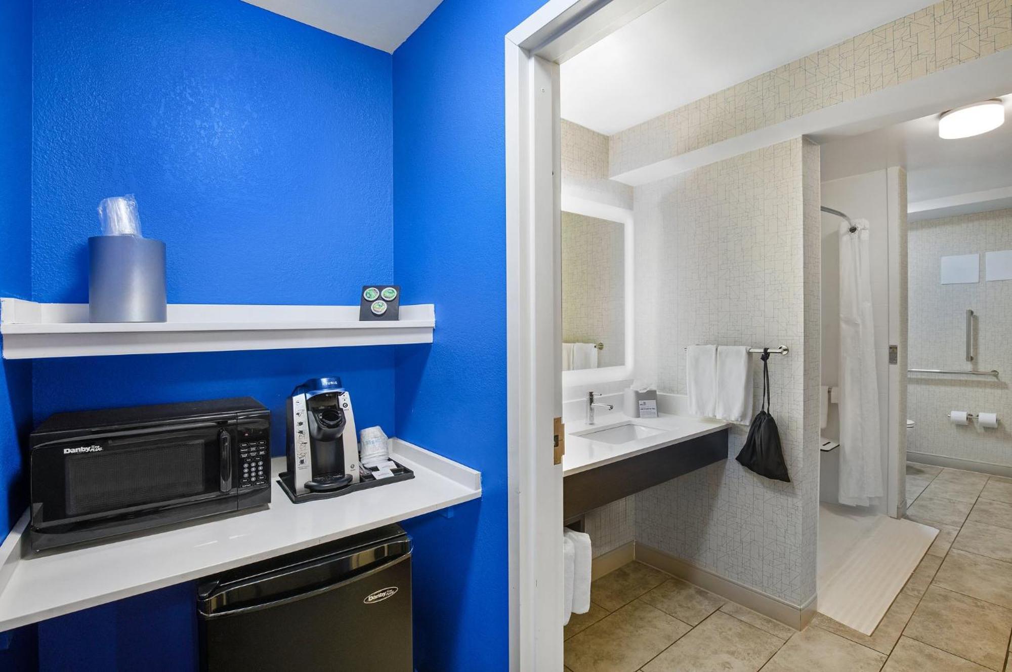 Holiday Inn Express & Suites Locust Grove By Ihg Esterno foto